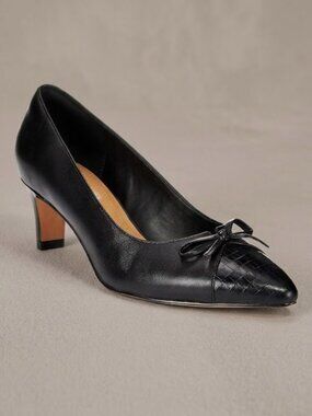 Clarks Cresso Calica Black Leather Kitten Heels Pump Bow Croc Toe 8.5 M Classic
